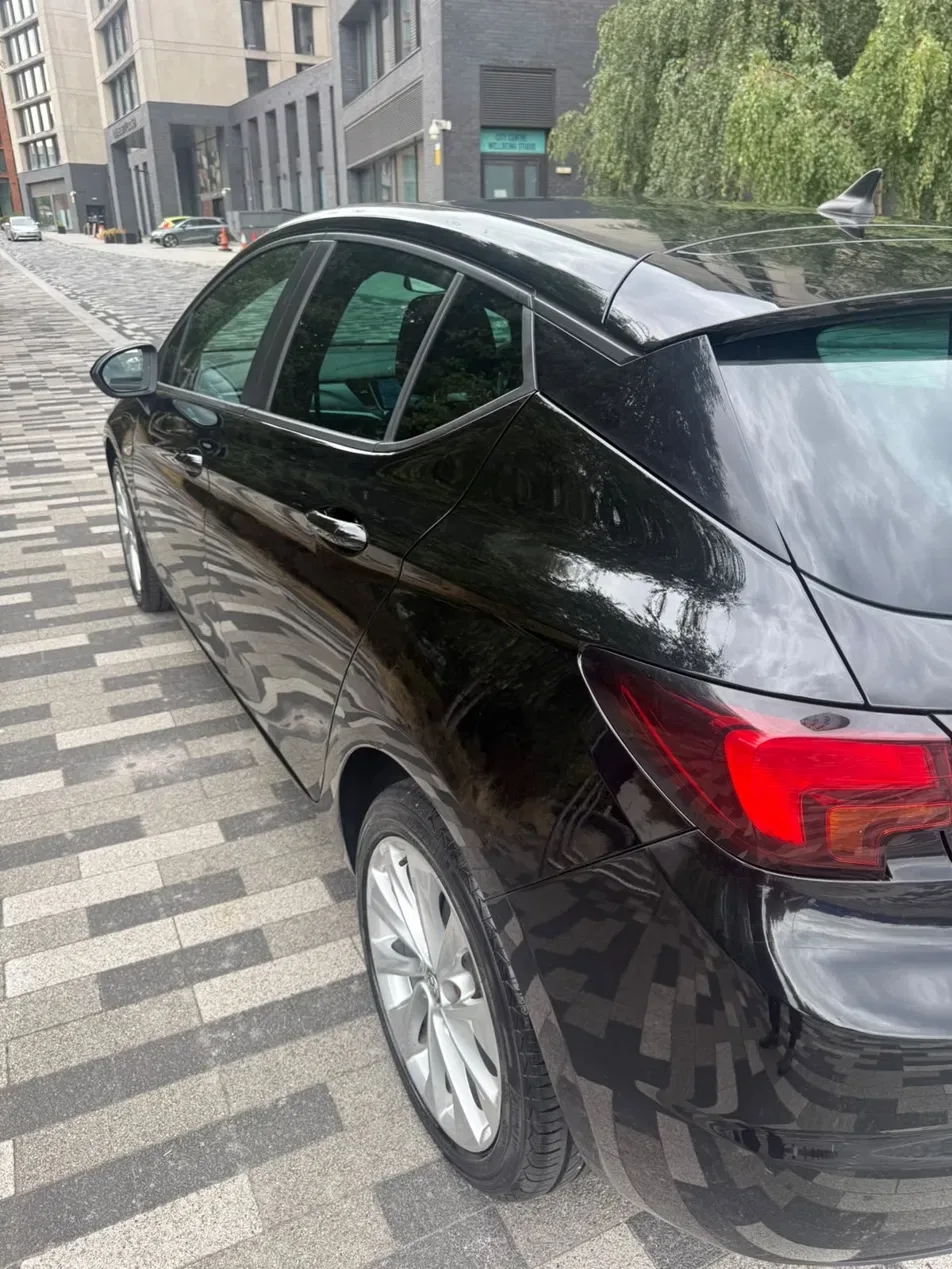 Rear three quarter view of the Vauxhall Astra hatchback