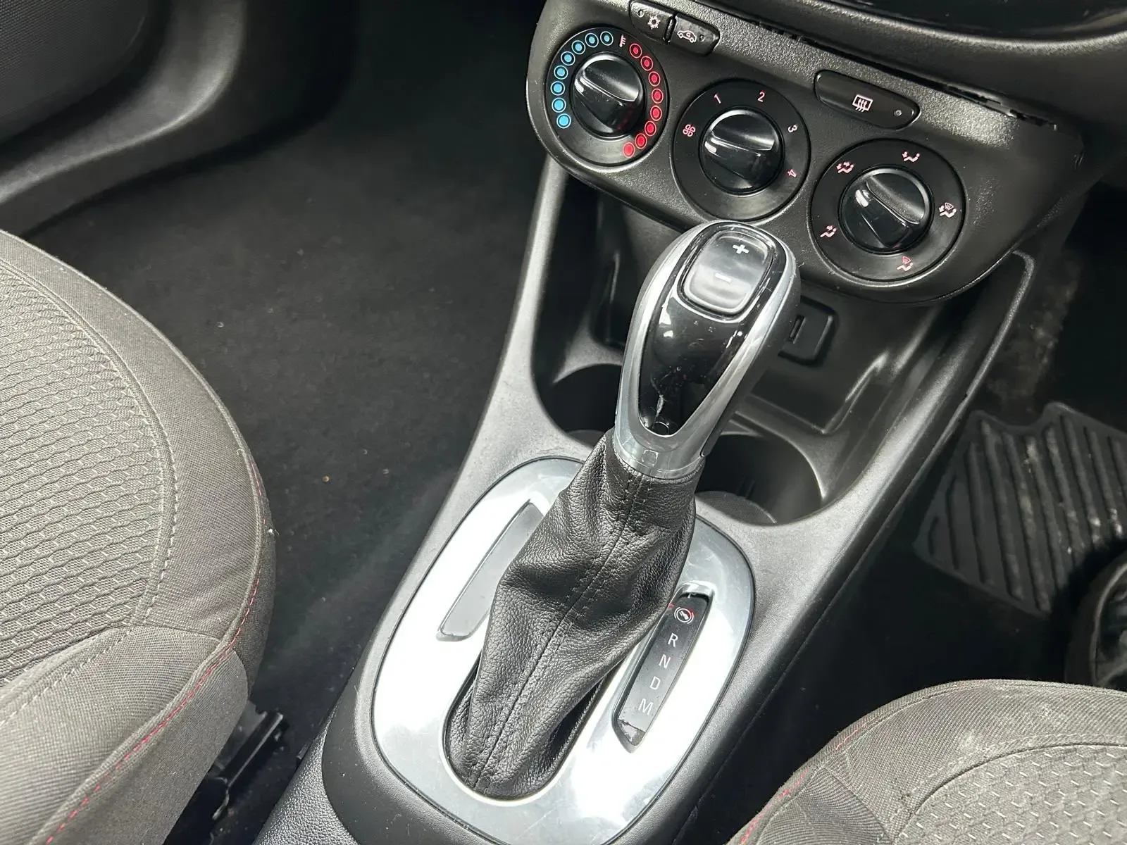 Vauxhall Corsa automatic gear selector